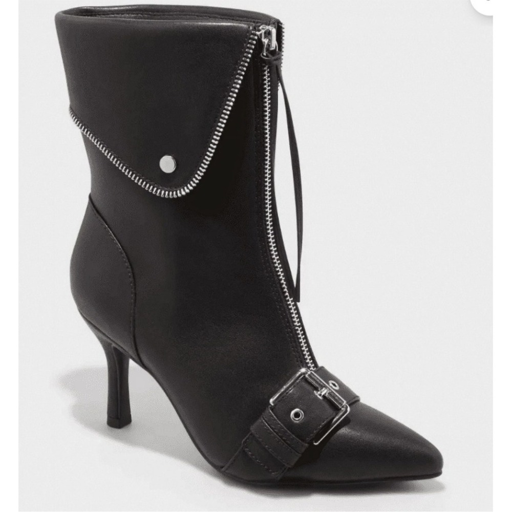 A New Day Black Faux Leather Pointed‎ Toe Buckle Moto Zip Ankle Boots 6.5 NWT